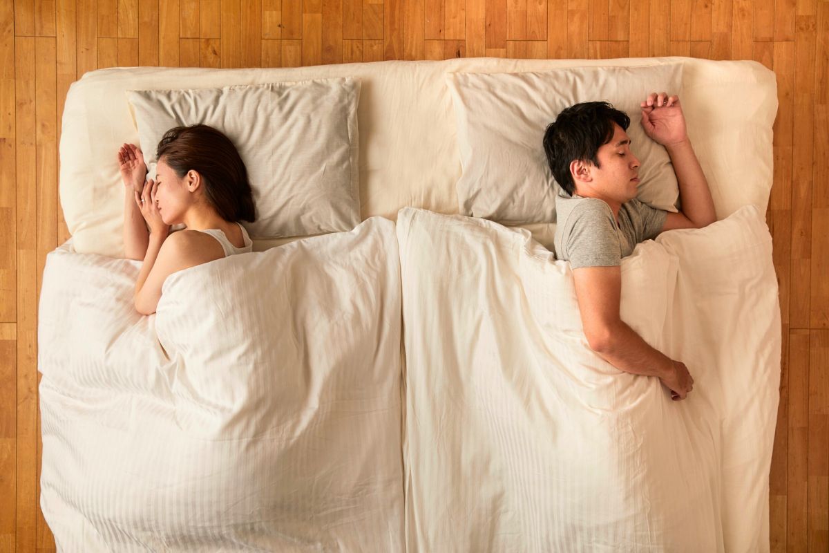 married couples sleep separately